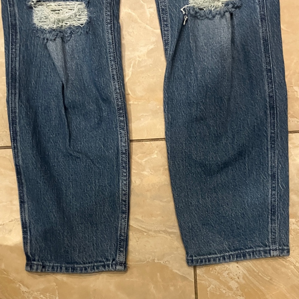 NEW Hollister LOW-Rise Jeans - Picture 2 of 14